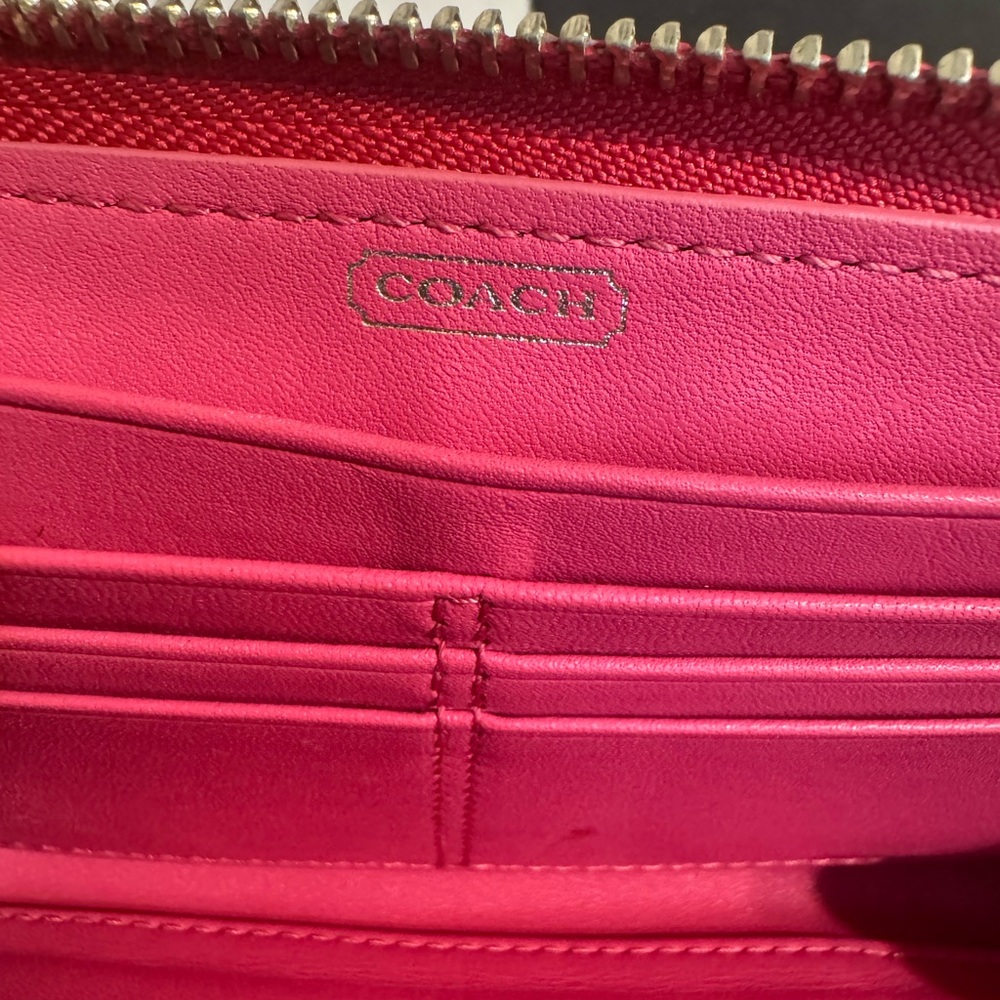 Coach Poppy Fuchsia Hot Pink Leather Wristlet Wallet with Silver Accents - Picture 8 of 8